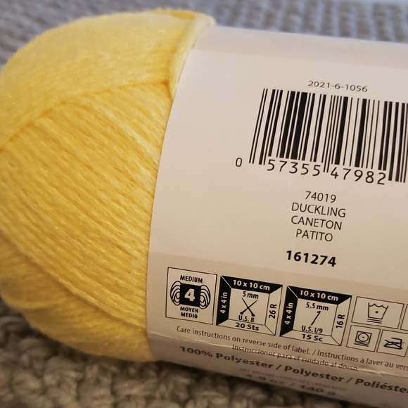 Aran Weight Yarn Bundle - Picture 3 of 5